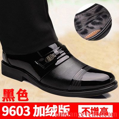 Boots Homme Cuir Rouge Tendance Cuir Véritable Printemps Homme Bout Rond Angleterre Noir Augmenté Entreprise Décontractée