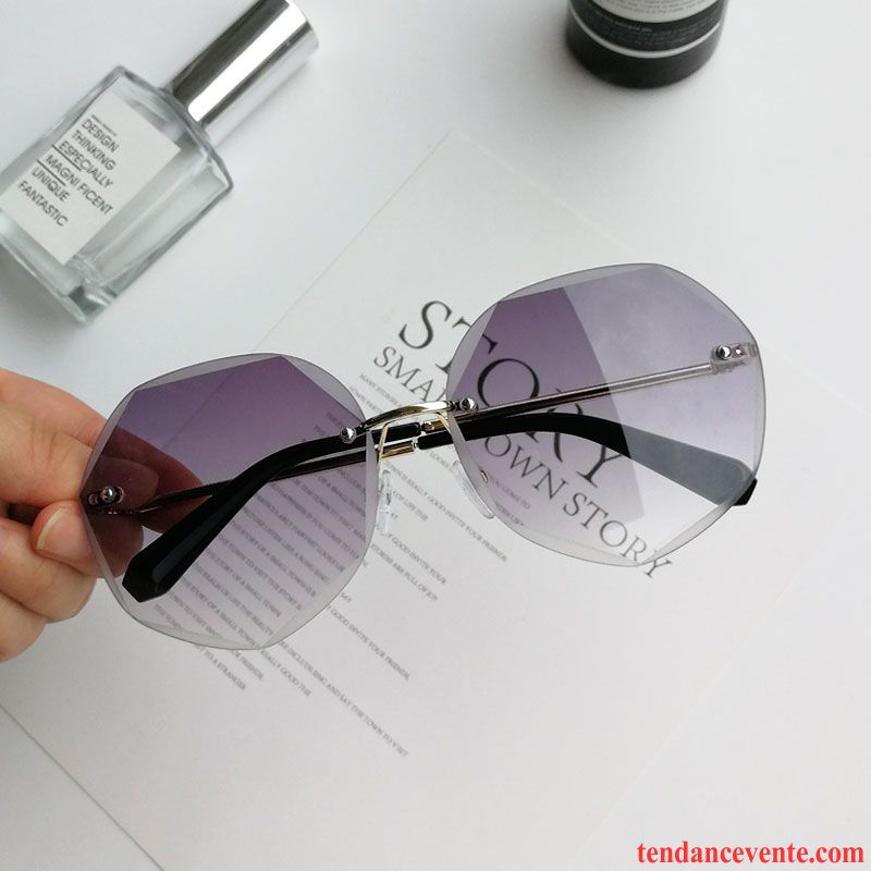 Lunettes De Soleil Femme Réseau Longue Tendance Le Nouveau Visage Rond Conduire Bleu Rouge Violet Rose