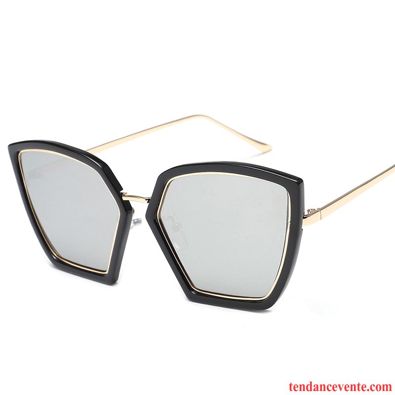 Lunettes De Soleil Femme Tendance Gros Tissu Célébrité Le Nouveau Visage Rond Bleu Rouge Clair