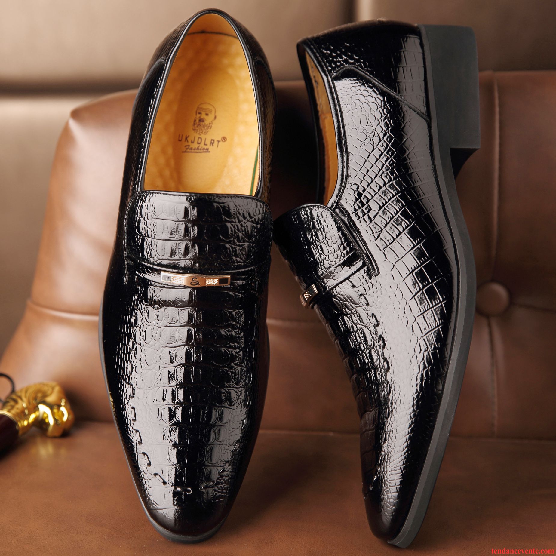 Des Derbies En Cuir Pas Cher Chaussures De Mariage Pointe Pointue Cuir Véritable L'automne Crocodile Décontractée Noir Homme Angleterre Respirant Entreprise Violet